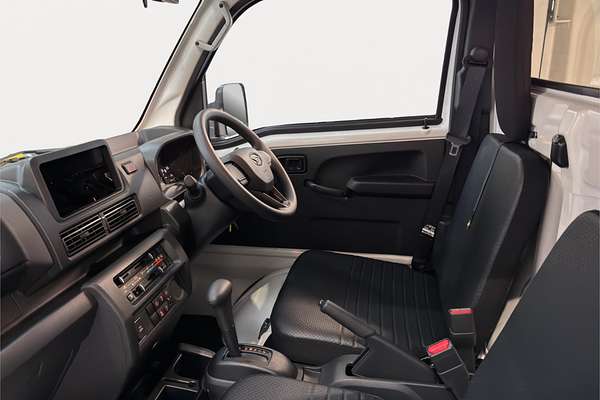 2025 Daihatsu Hijet S500