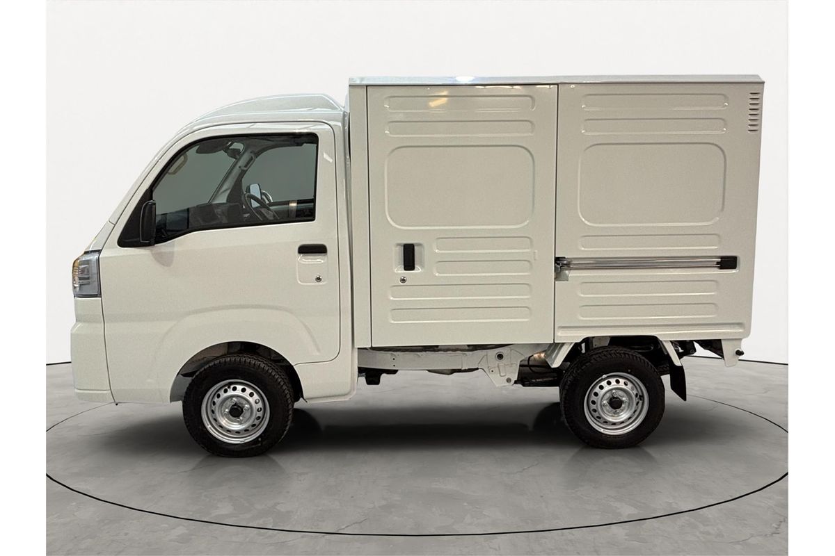 2025 Daihatsu Hijet S500