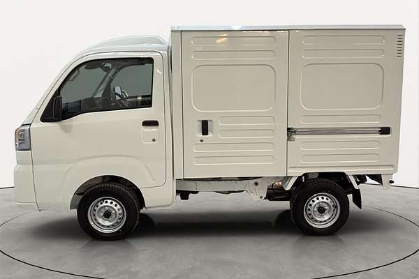 2025 Daihatsu Hijet S500