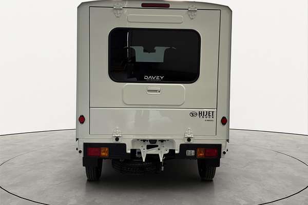 2025 Daihatsu Hijet S500