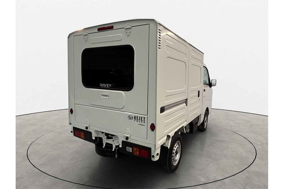 2025 Daihatsu Hijet S500