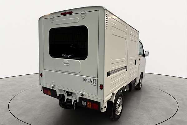 2025 Daihatsu Hijet S500