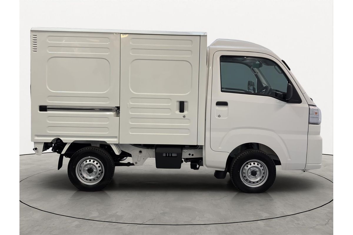 2025 Daihatsu Hijet S500