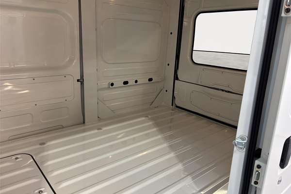 2025 Daihatsu Hijet S500