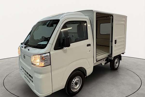 2025 Daihatsu Hijet S500