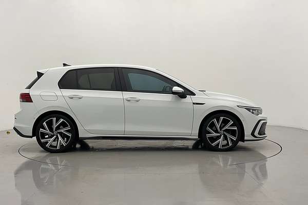 2022 Volkswagen Golf 110TSI R-Line 8