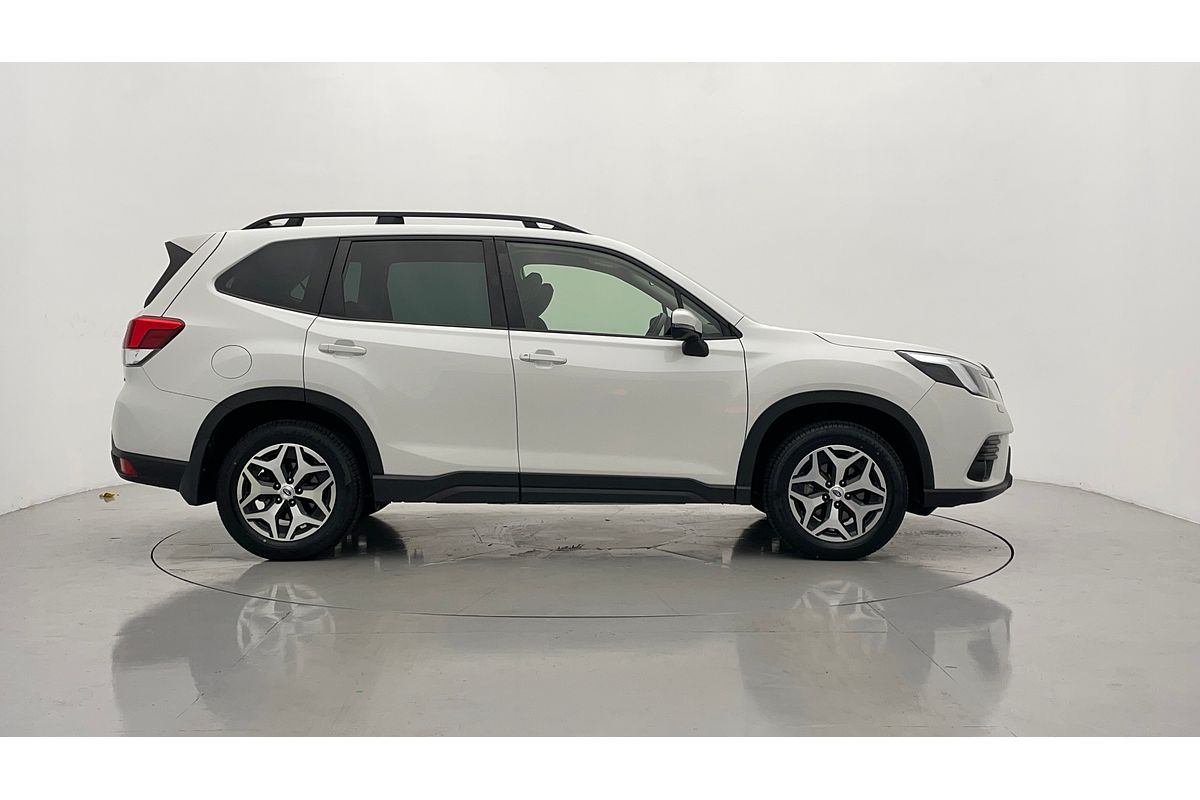 2023 Subaru Forester 2.5i 50 Years Edition S5