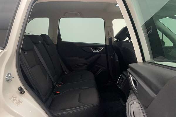 2023 Subaru Forester 2.5i 50 Years Edition S5