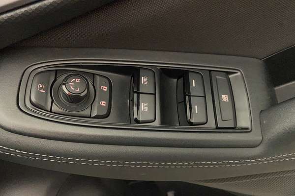 2023 Subaru Forester 2.5i 50 Years Edition S5
