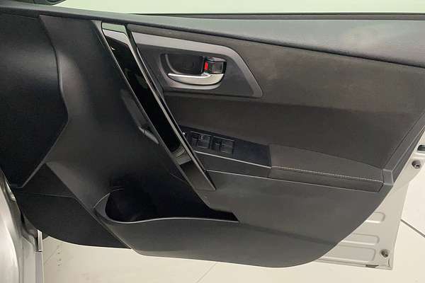 2018 Toyota Corolla Hybrid ZWE186R