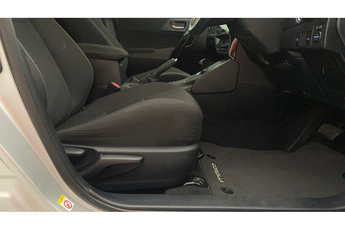2018 Toyota Corolla Hybrid ZWE186R