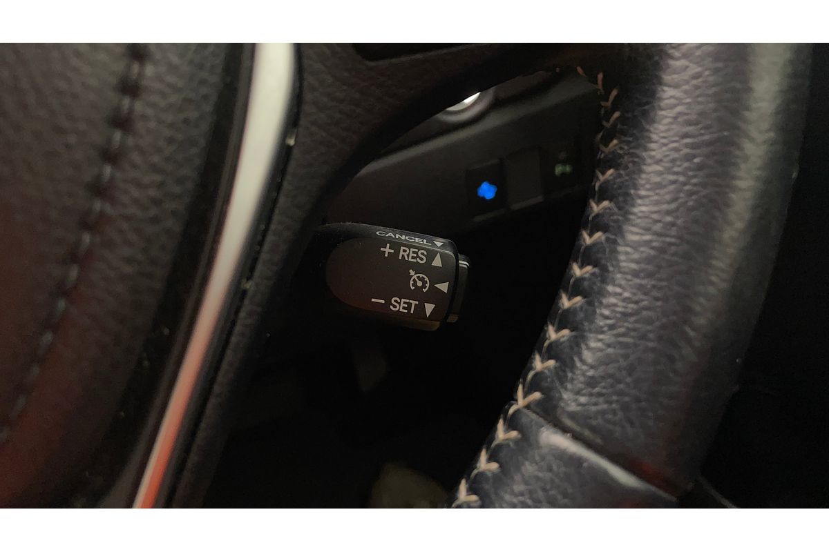 2018 Toyota Corolla Hybrid ZWE186R