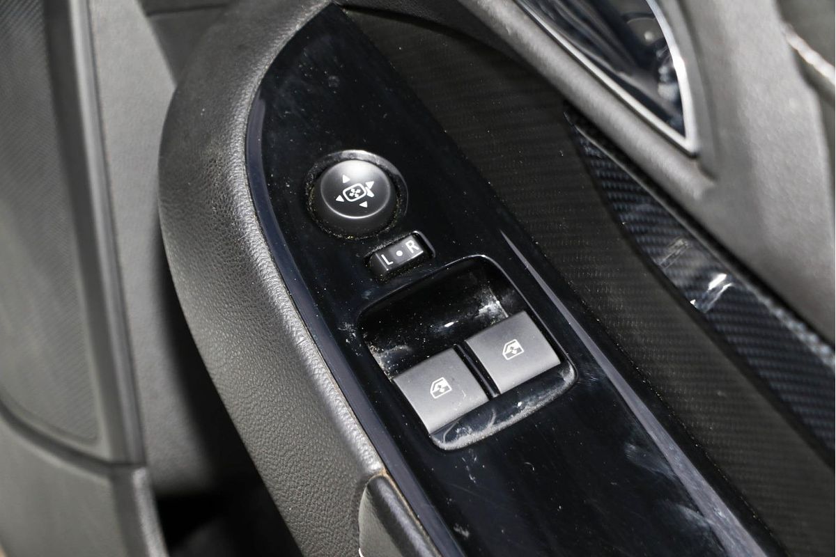 2017 Holden Ute SV6 VF Series II Rear Wheel Drive