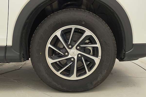2023 Mitsubishi Eclipse Cross ES YB