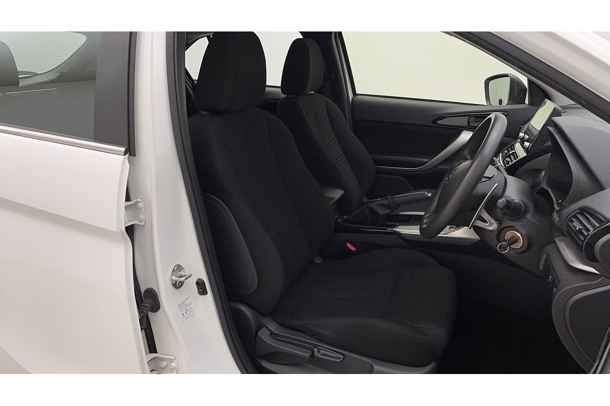 2023 Mitsubishi Eclipse Cross ES YB