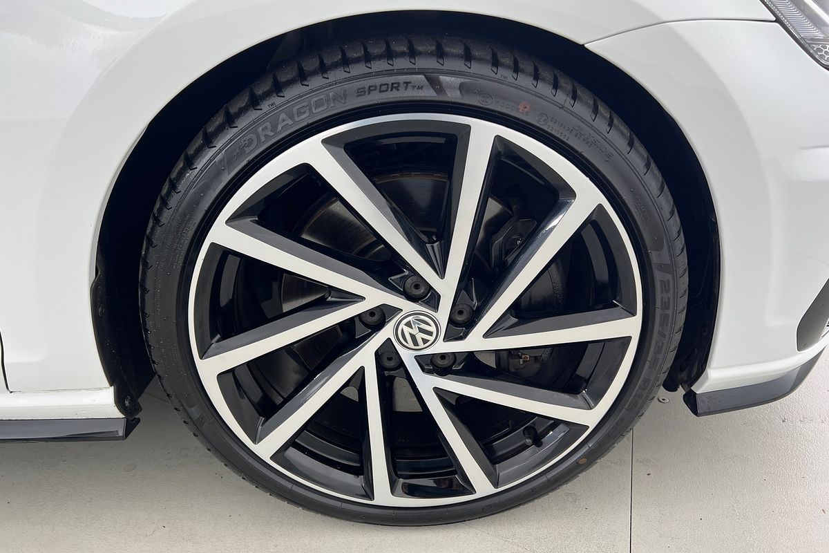 2018 Volkswagen Golf R Grid Edition 7.5