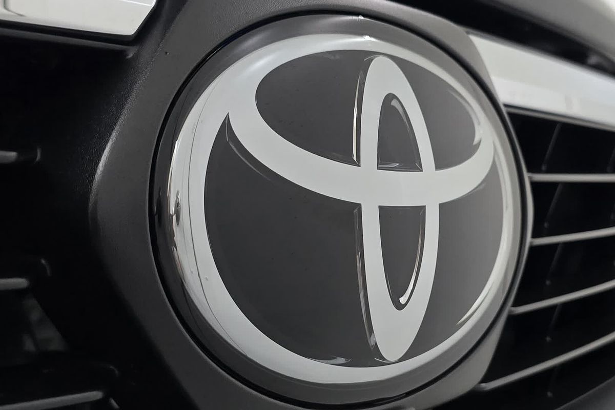 2024 Toyota Hilux Rogue 48V GUN126R 4X4