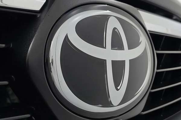 2024 Toyota Hilux Rogue 48V GUN126R 4X4