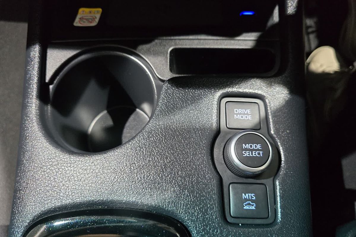 2024 Toyota Hilux Rogue 48V GUN126R 4X4