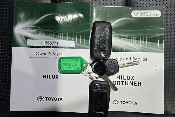 2024 Toyota Hilux Rogue 48V GUN126R 4X4