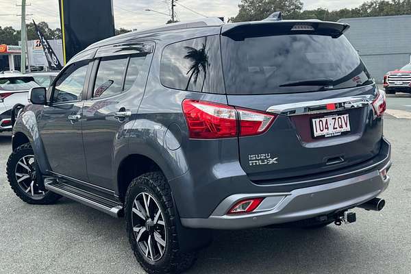 2020 Isuzu MU-X LS-T