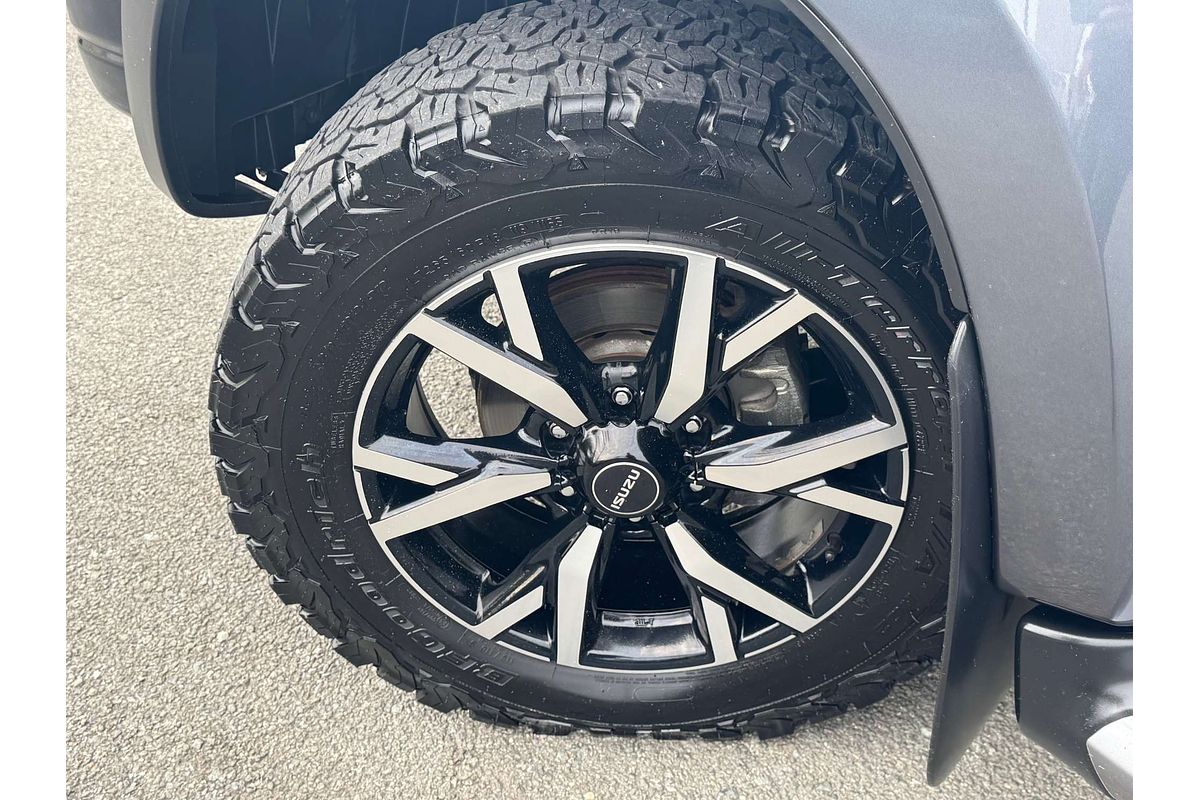 2020 Isuzu MU-X LS-T