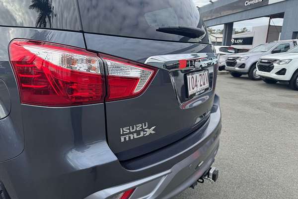 2020 Isuzu MU-X LS-T