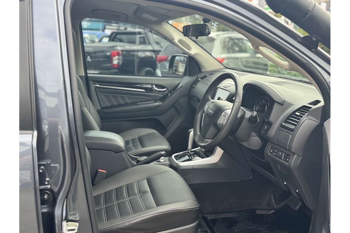 2020 Isuzu MU-X LS-T