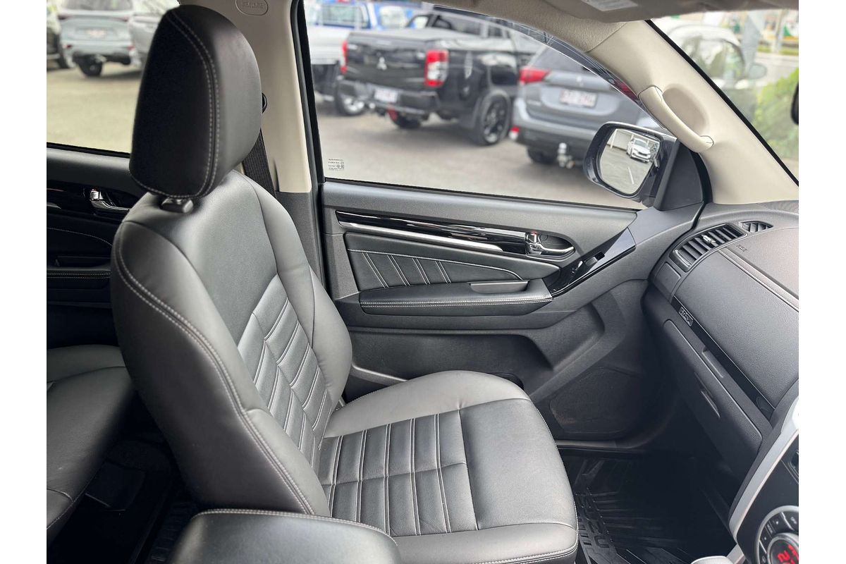 2020 Isuzu MU-X LS-T