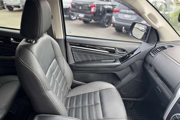 2020 Isuzu MU-X LS-T