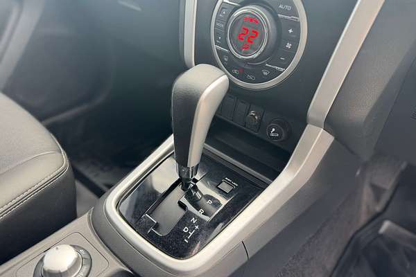 2020 Isuzu MU-X LS-T