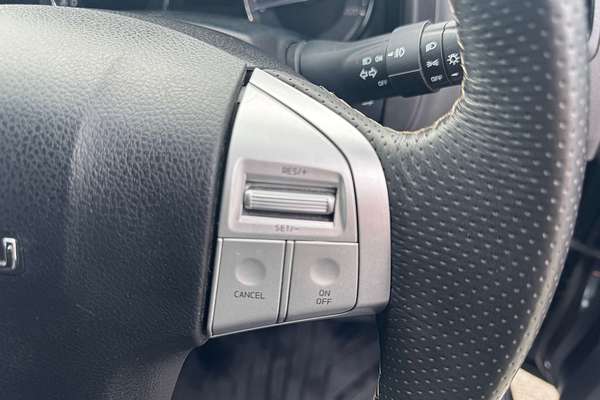 2020 Isuzu MU-X LS-T