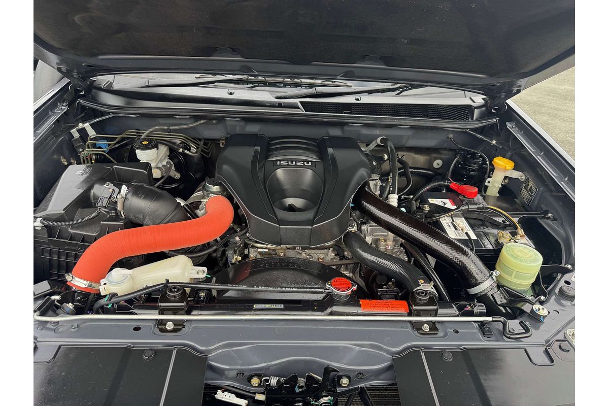 2020 Isuzu MU-X LS-T