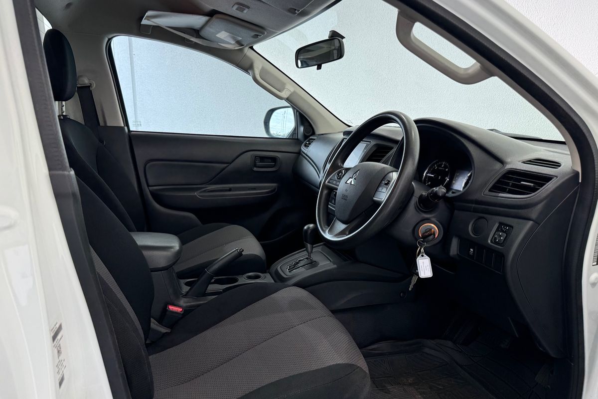2023 Mitsubishi Triton GLX MR Rear Wheel Drive
