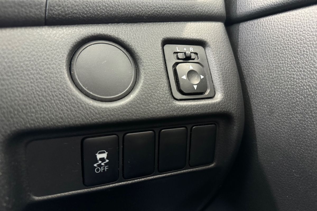 2023 Mitsubishi Triton GLX MR Rear Wheel Drive