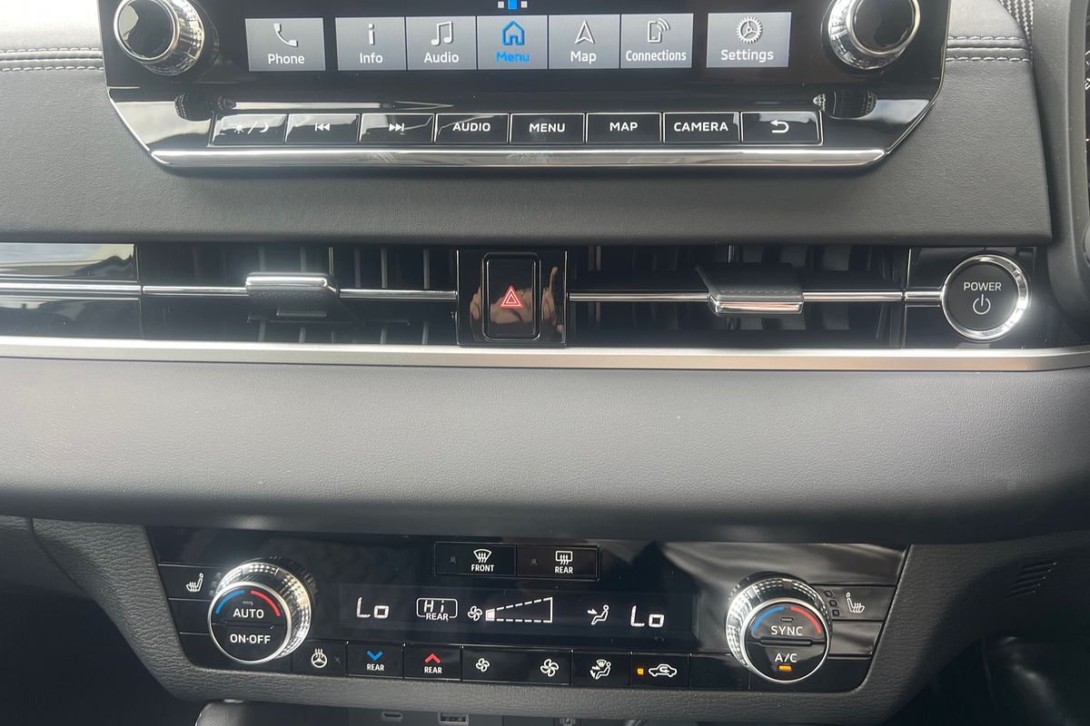 2025 Mitsubishi Outlander PHEV Exceed ZM