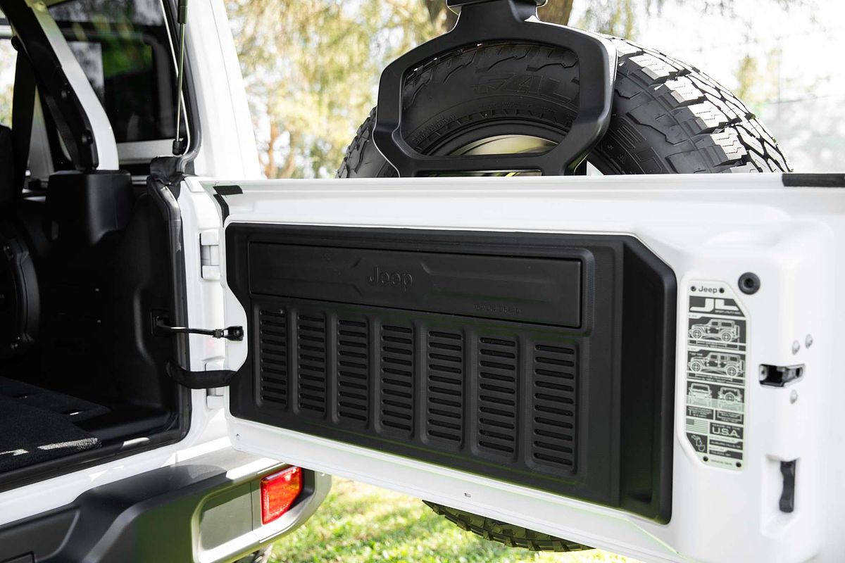 2023 Jeep Wrangler Unlimited Overland JL