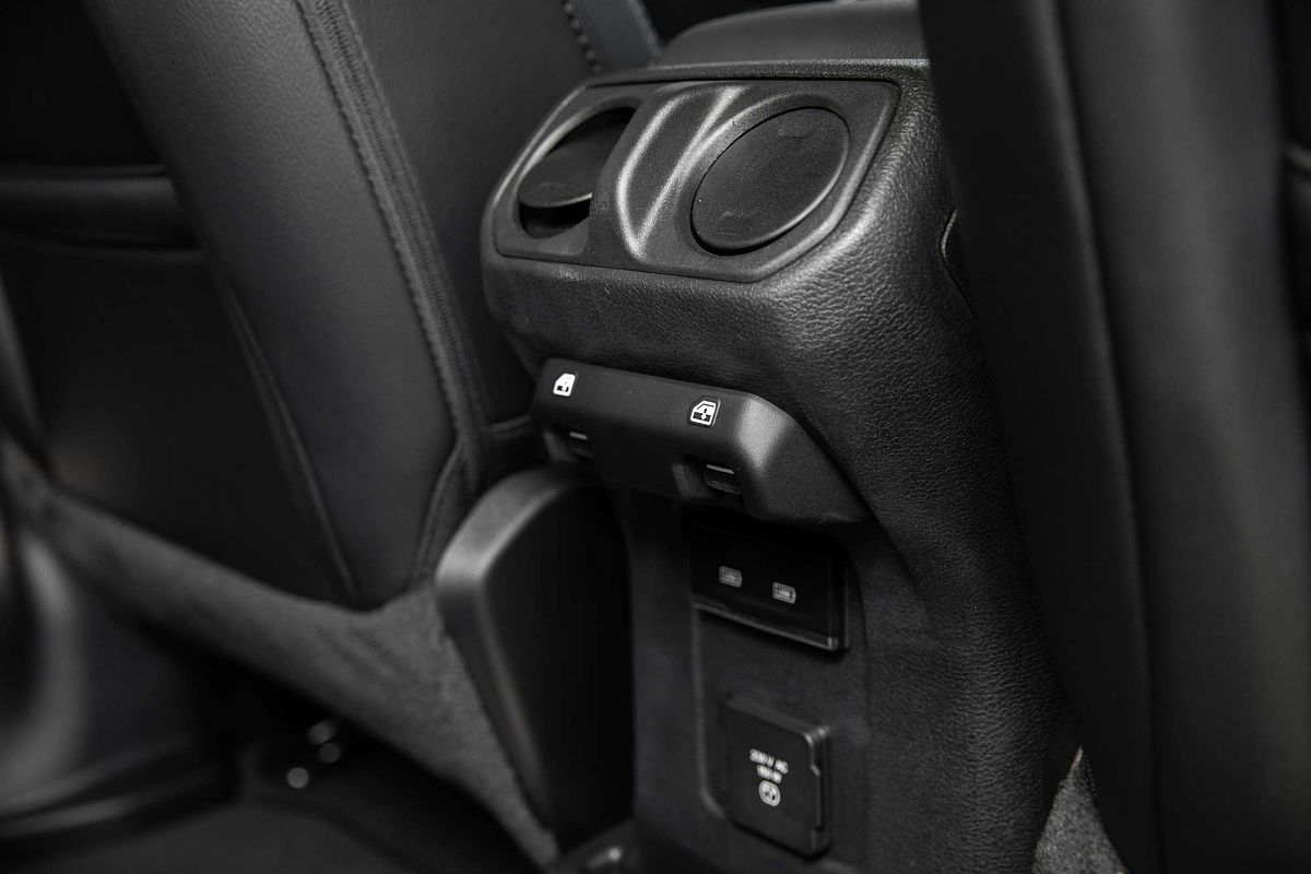 2023 Jeep Wrangler Unlimited Overland JL