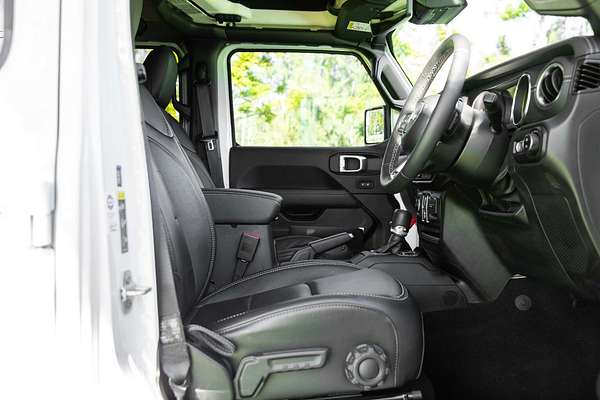 2023 Jeep Wrangler Unlimited Overland JL