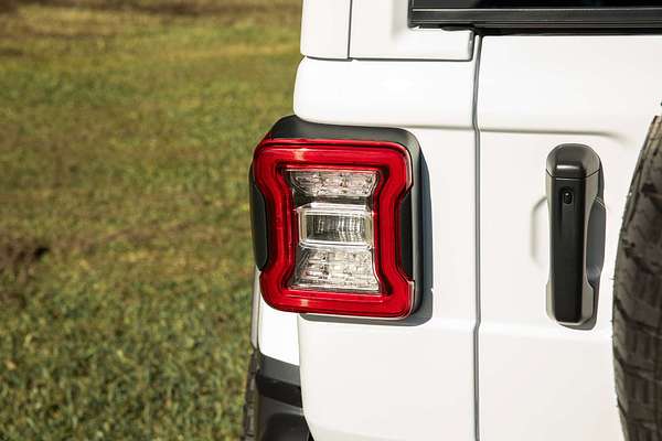 2023 Jeep Wrangler Unlimited Overland JL