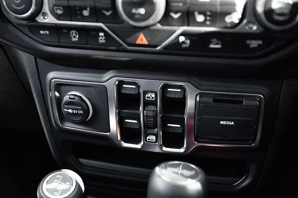 2023 Jeep Wrangler Unlimited Overland JL