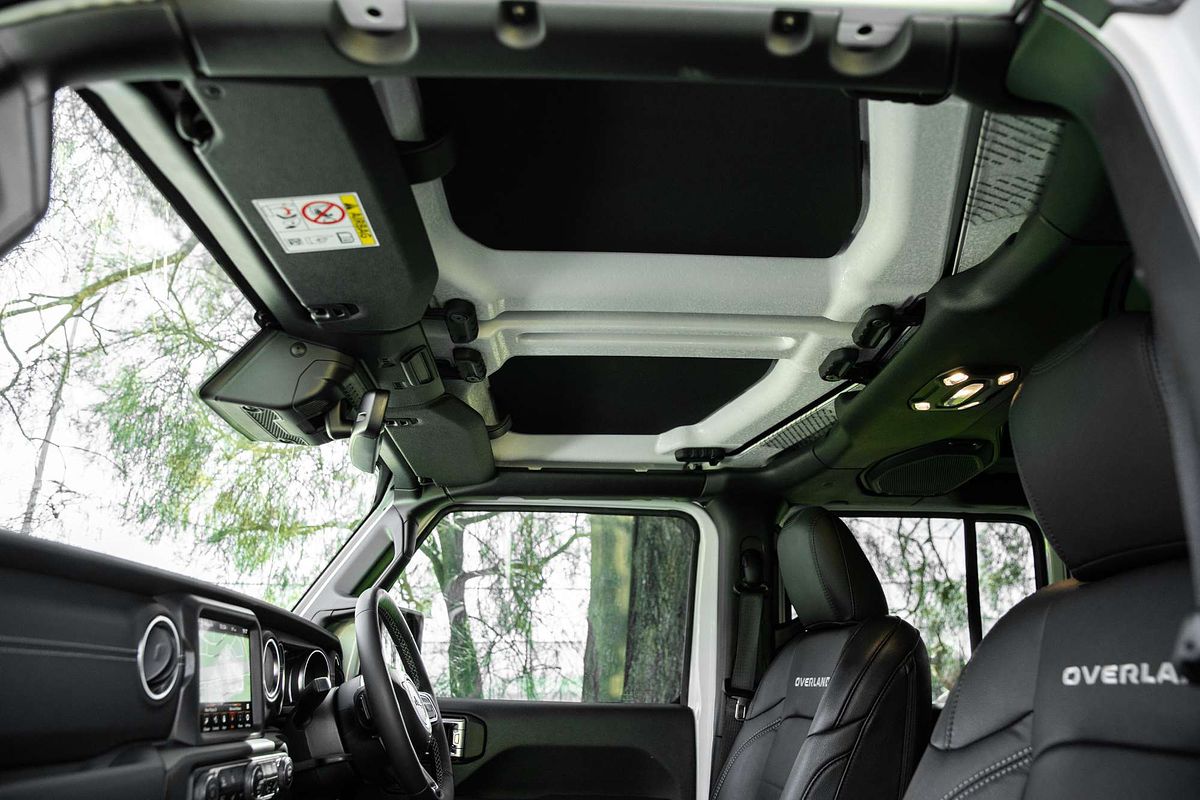 2023 Jeep Wrangler Unlimited Overland JL