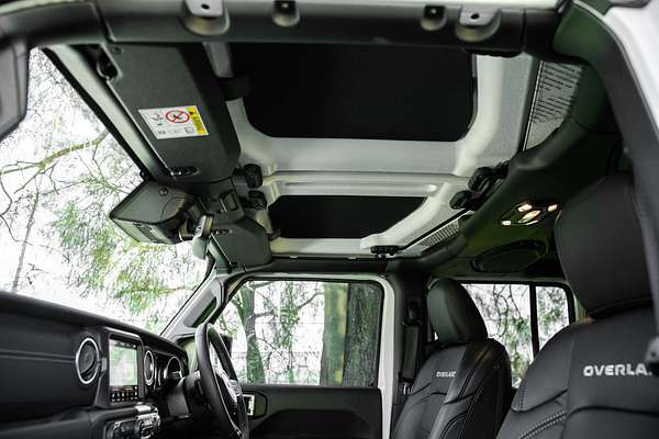 2023 Jeep Wrangler Unlimited Overland JL