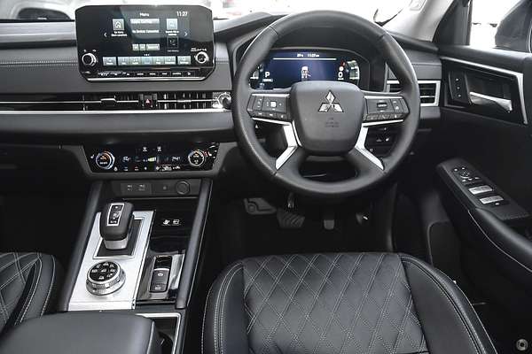 2024 Mitsubishi Outlander PHEV Exceed ZM