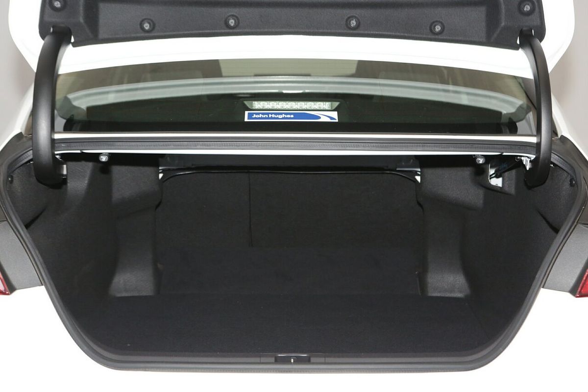 2022 Toyota Camry Ascent Sport AXVH70R