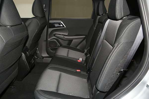 2024 Mitsubishi Outlander LS ZM