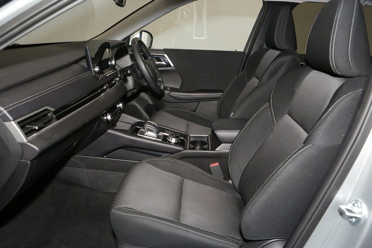 2024 Mitsubishi Outlander LS ZM
