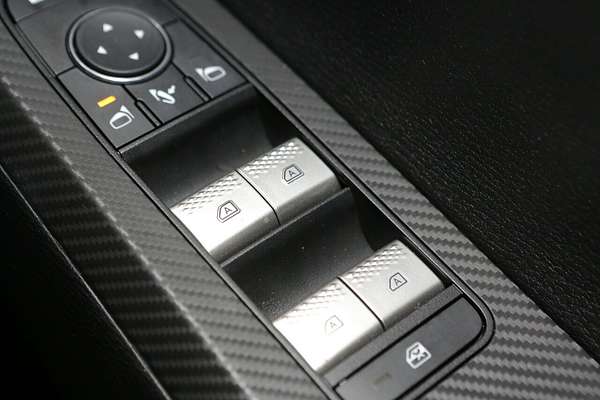 2024 Mitsubishi Outlander LS ZM