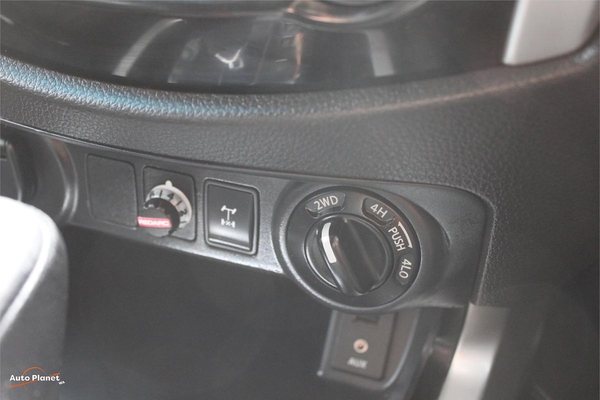 2018 Nissan NAVARA SL (4x4) D23 SERIES III MY18 4X4