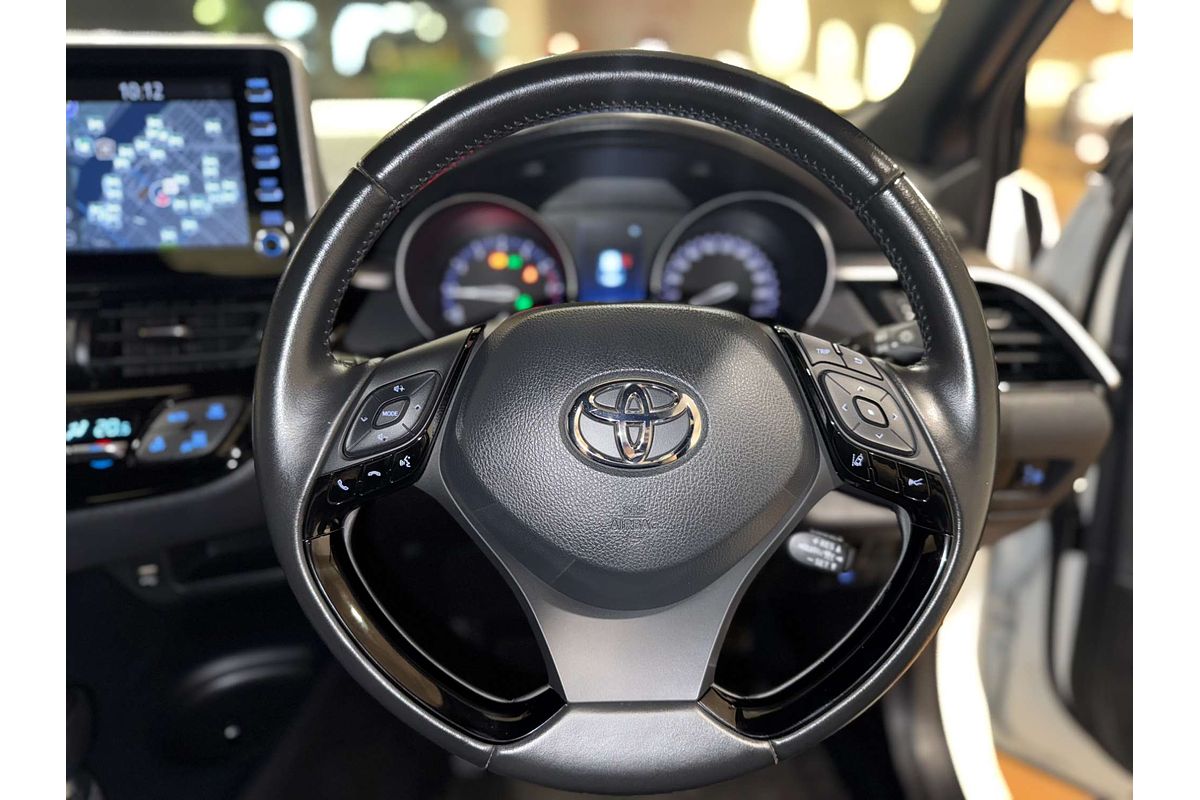 2022 Toyota C-HR GXL NGX10R